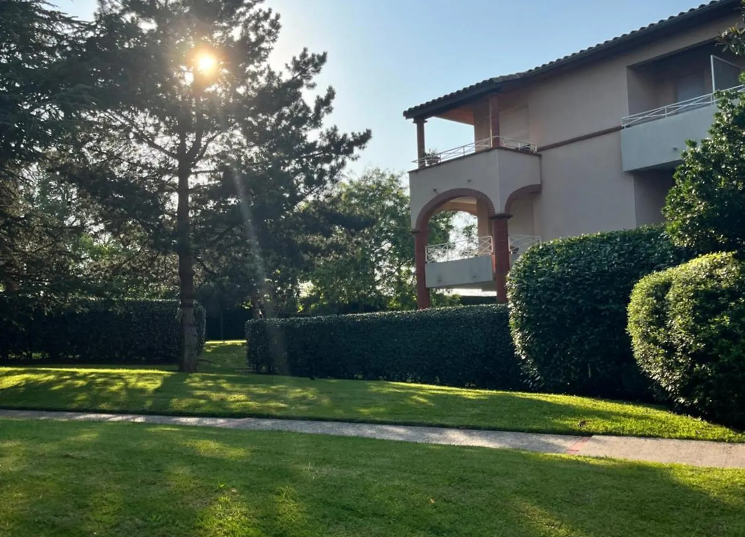 Appartement Calme Avec Belle Vue Colomiers